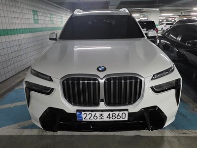 BMW X7 - 1