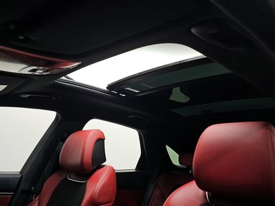 2022 Genesis GV70 — миниатюра 19