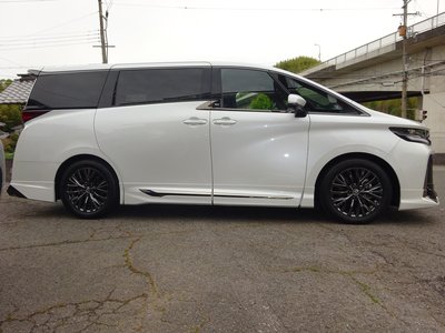 TOYOTA VELLFIRE - 5