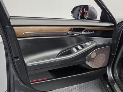 2019 Genesis G90 — миниатюра 14