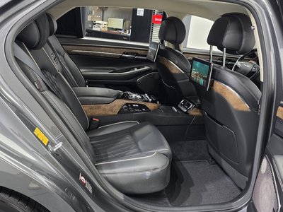 2019 Genesis G90 — миниатюра 18