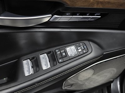 2019 Genesis G90 — миниатюра 31
