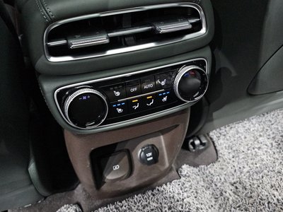 2022 Genesis GV80 — миниатюра 24
