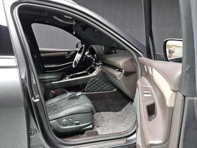2022 Genesis GV80 — миниатюра 23