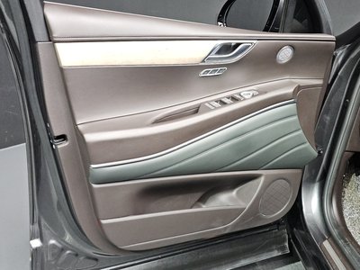 2022 Genesis GV80 — миниатюра 14