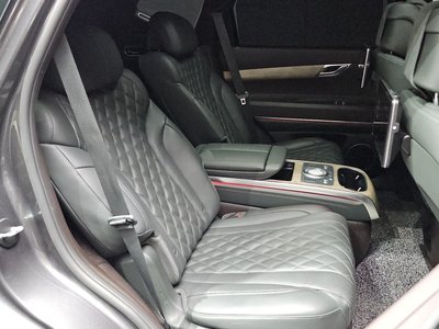 2022 Genesis GV80 — миниатюра 33