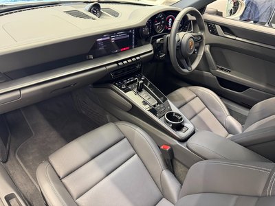2020 Porsche 911 thumbnail 24