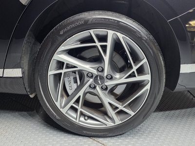 2022 Genesis G90 (RS4) photo 8