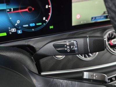 MERCEDES-BENZ E-CLASS - 9