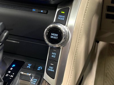 2022 Toyota LAND CRUISER 300 — миниатюра 37