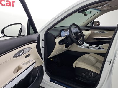 صورة 10 لـ 2024 Genesis GV70