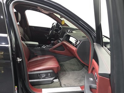 صورة مصغرة 17 لـ 2023 Bentley BENTAYGA