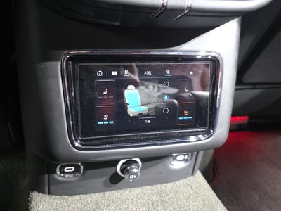 صورة مصغرة 24 لـ 2023 Bentley BENTAYGA