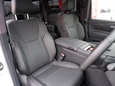 2025 Toyota ALPHARD thumbnail 11