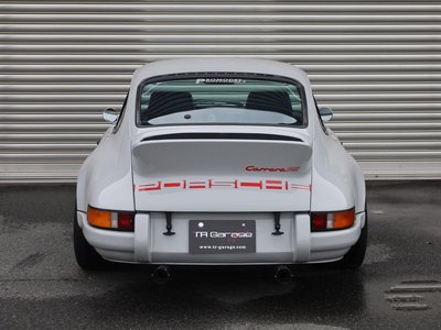 PORSCHE 911 - 5