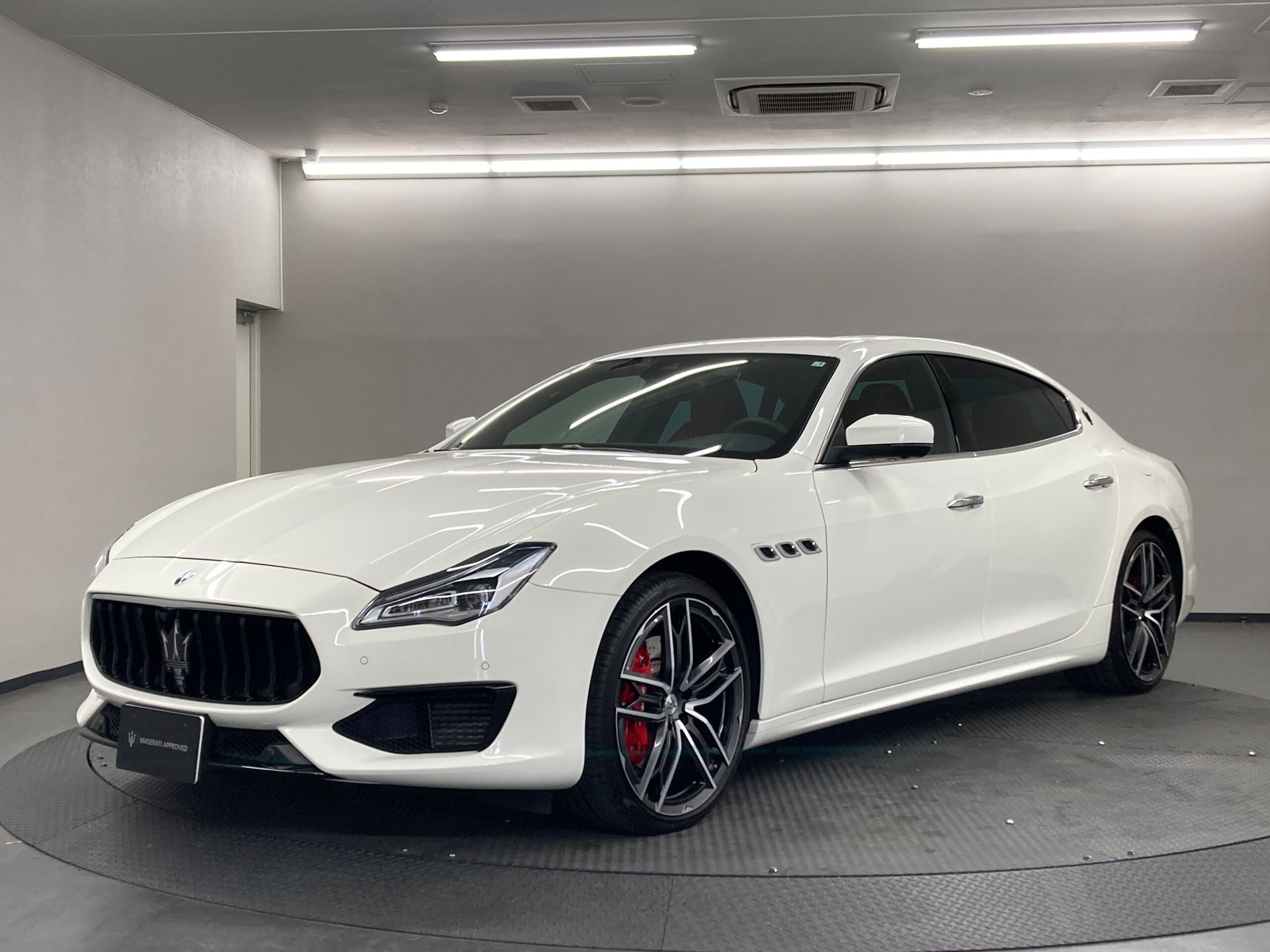 MASERATI QUATTROPORTE - View 1