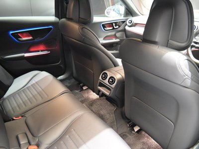 صورة مصغرة 54 لـ 2025 MERCEDES-BENZ C-CLASS