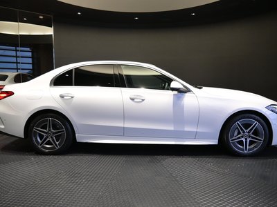 2025 MERCEDES-BENZ C-CLASS photo 4