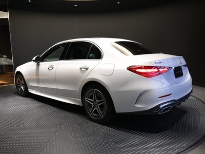 2025 MERCEDES-BENZ C-CLASS photo 7