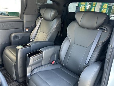 2025 Toyota ALPHARD — миниатюра 20