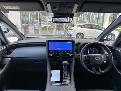 2025 Toyota ALPHARD — миниатюра 26