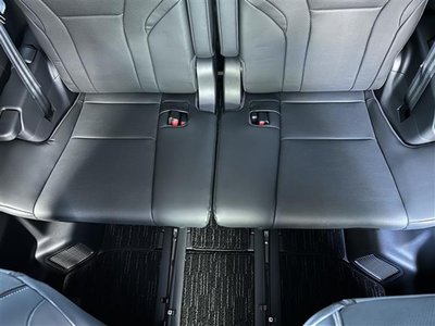 2025 Toyota ALPHARD — миниатюра 23