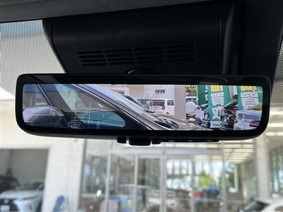 2025 Toyota ALPHARD — фото 2