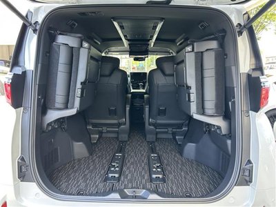 2025 Toyota ALPHARD — миниатюра 24