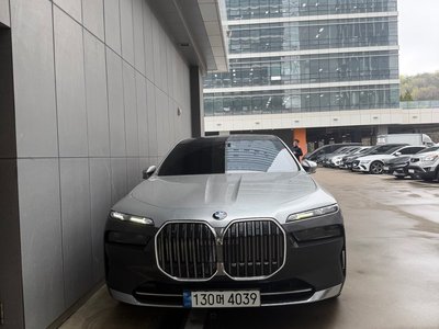 BMW 7 SERIES - 7