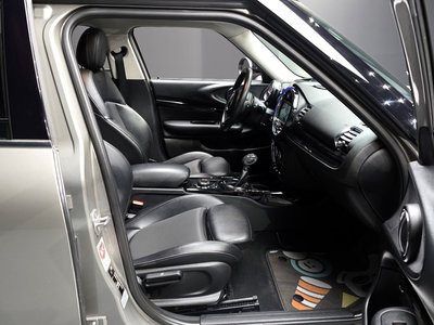 MINI COOPER D CLUBMAN - 10