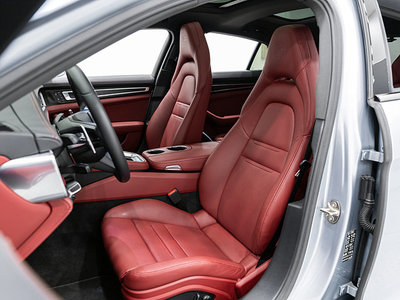 PORSCHE PANAMERA - 10