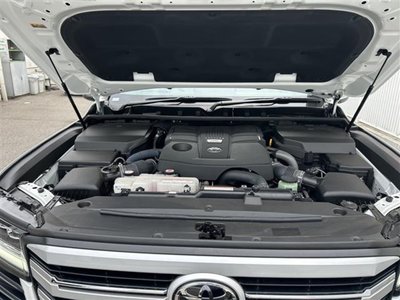 2024 Toyota LAND CRUISER 300 — миниатюра 39