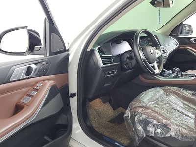 صورة 10 لـ 2021 BMW X7