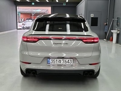 PORSCHE CAYENNE - 4