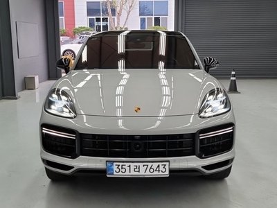 PORSCHE CAYENNE - 1