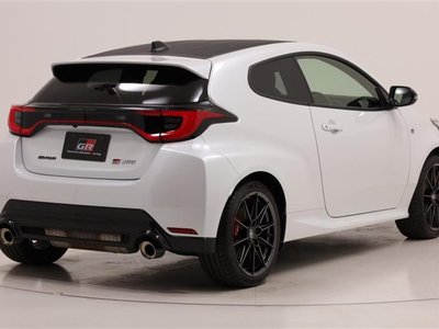TOYOTA GR YARIS - 9