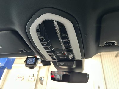 صورة مصغرة 15 لـ 2023 Porsche MACAN
