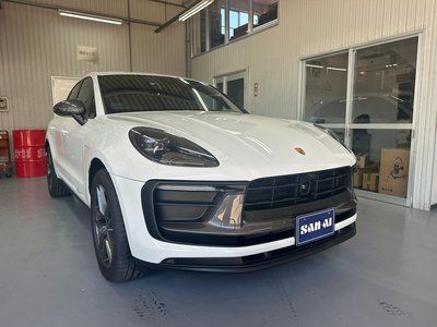صورة 1 لـ 2023 Porsche MACAN