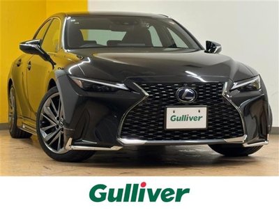 صورة 1 لـ 2021 Lexus IS