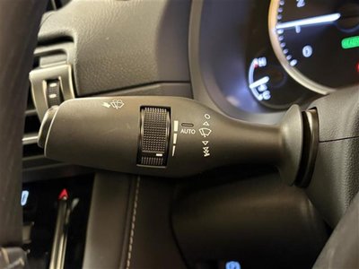 صورة 6 لـ 2021 Lexus IS