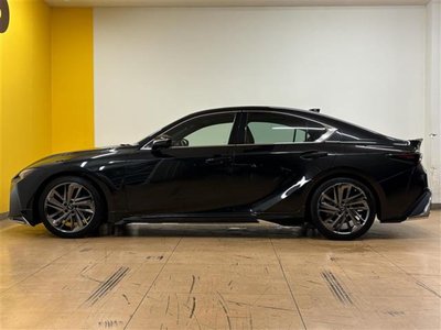 صورة مصغرة 36 لـ 2021 Lexus IS