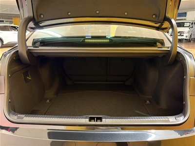 صورة مصغرة 28 لـ 2021 Lexus IS
