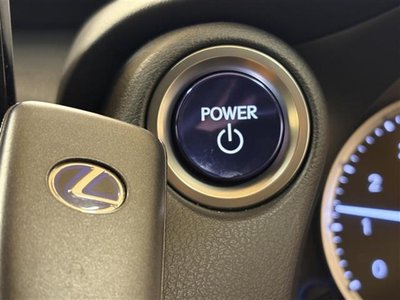 صورة مصغرة 23 لـ 2021 Lexus IS