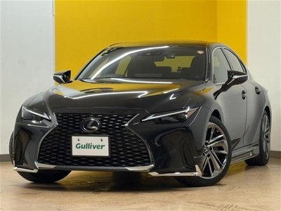 صورة مصغرة 31 لـ 2021 Lexus IS