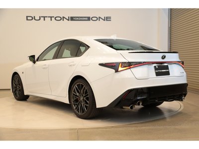 LEXUS IS - 10