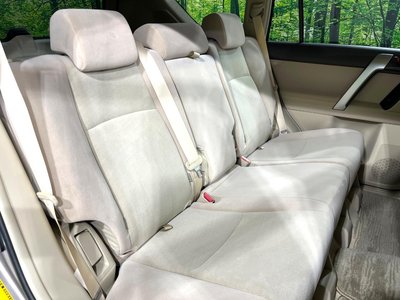 TOYOTA LAND CRUISER PRADO - 9