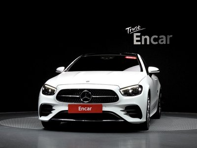 MERCEDES-BENZ E-CLASS - 3