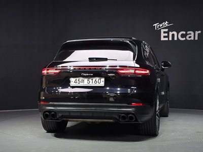 2019 Porsche CAYENNE 照片 3
