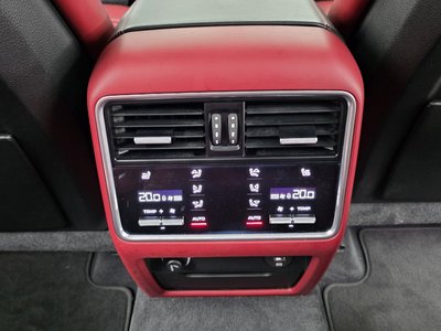 صورة مصغرة 24 لـ 2019 Porsche CAYENNE