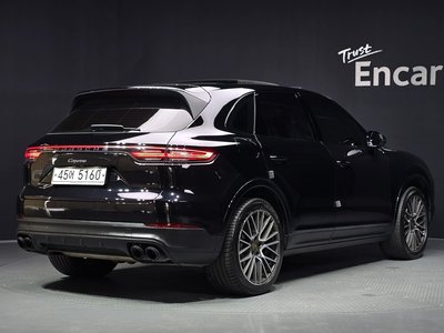 2019 Porsche CAYENNE 照片 4
